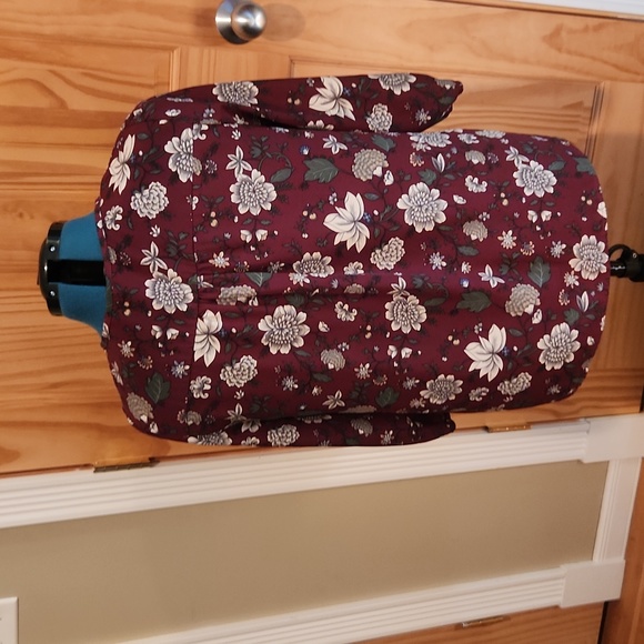 Soft, vintage-style print top - Picture 2 of 5